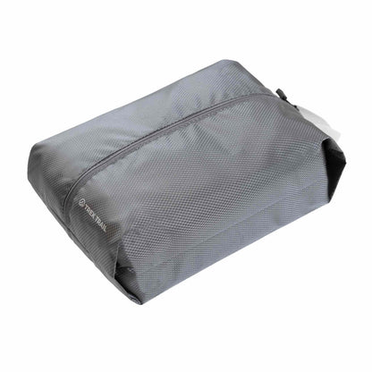 Waterproof storage bag for shoes or clothes, compact, durable ripstop material, 42 x 21 x 10 cm.